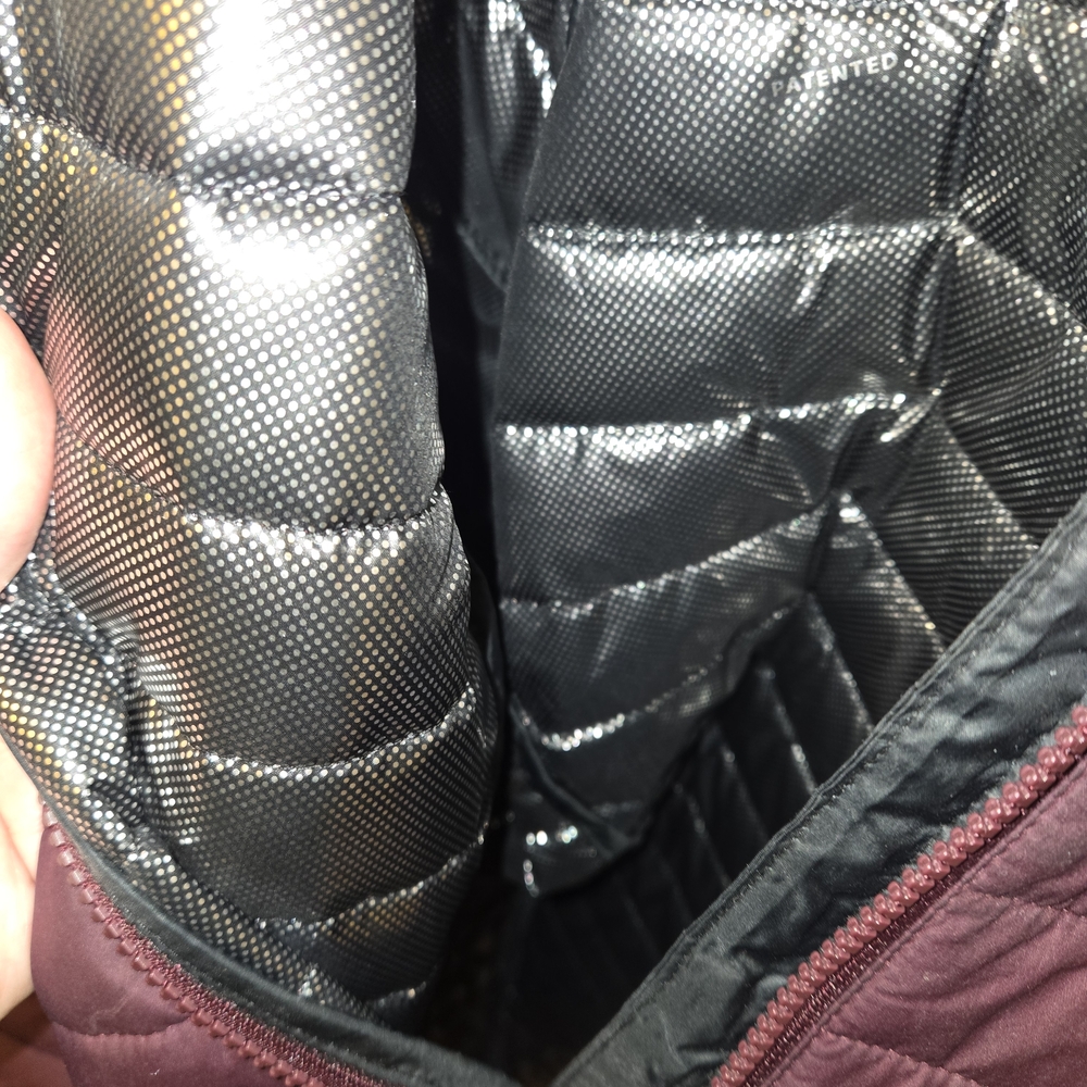 Columbia Burgundy Puffer Jacket - Picture 4 of 4